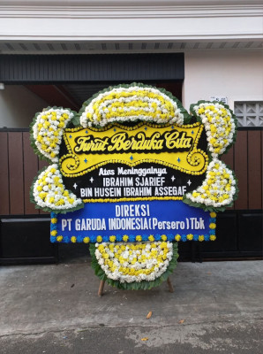 Papan Bunga Duka di Segedong